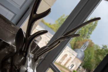 Vasque avec têtes de cerfs - Palier